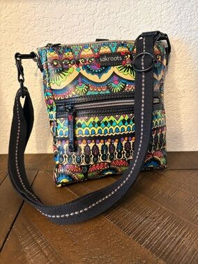 Sakroots Artist Circle Crossbody Bag Colorful Boho Print Small Shoulder Purse